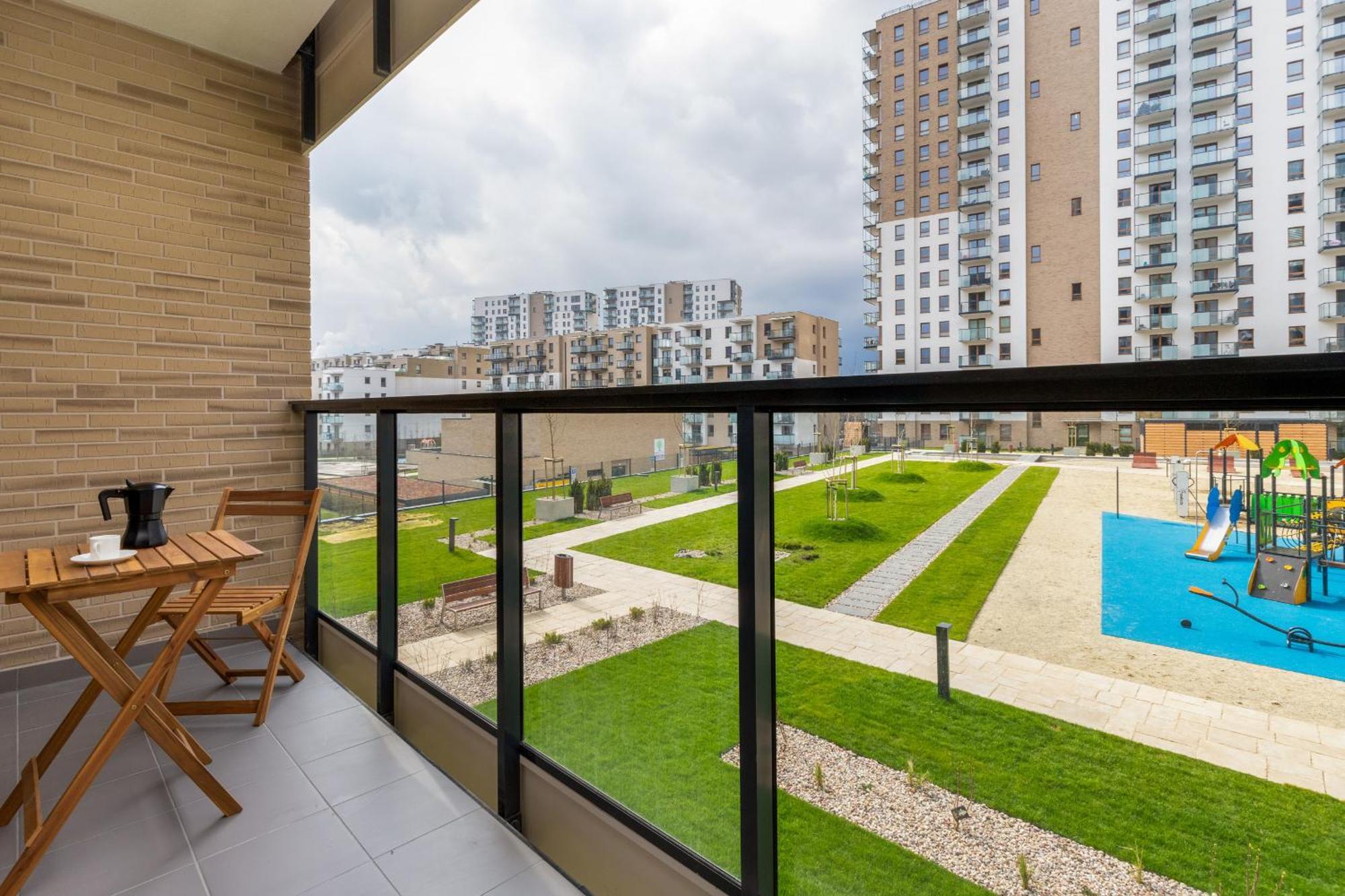 Nowa Letnica Comfortable Apartments With Balcony & Parking Gdansk By Noclegi Renters Exteriér fotografie